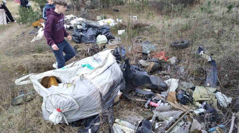 Im dalej w las… tym więcej śmieci